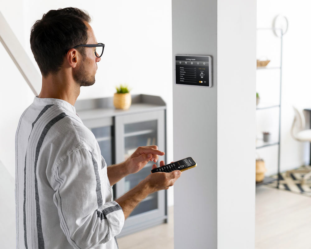 Installazione dispositivi Smart Home e Domotica - Tecnologia Senza Stress di Enrico Gentili